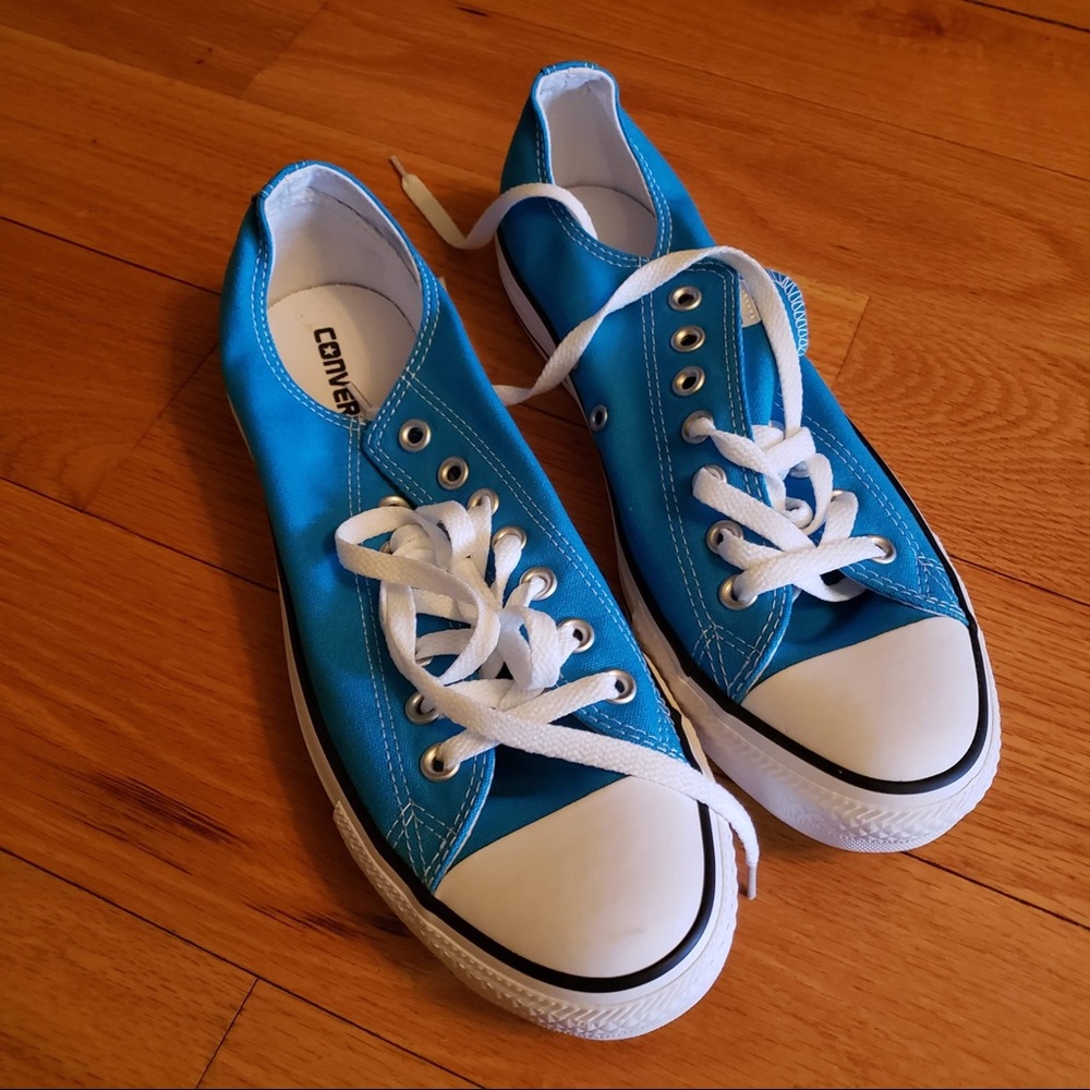 NEW Converse chuck taylor lo-tops